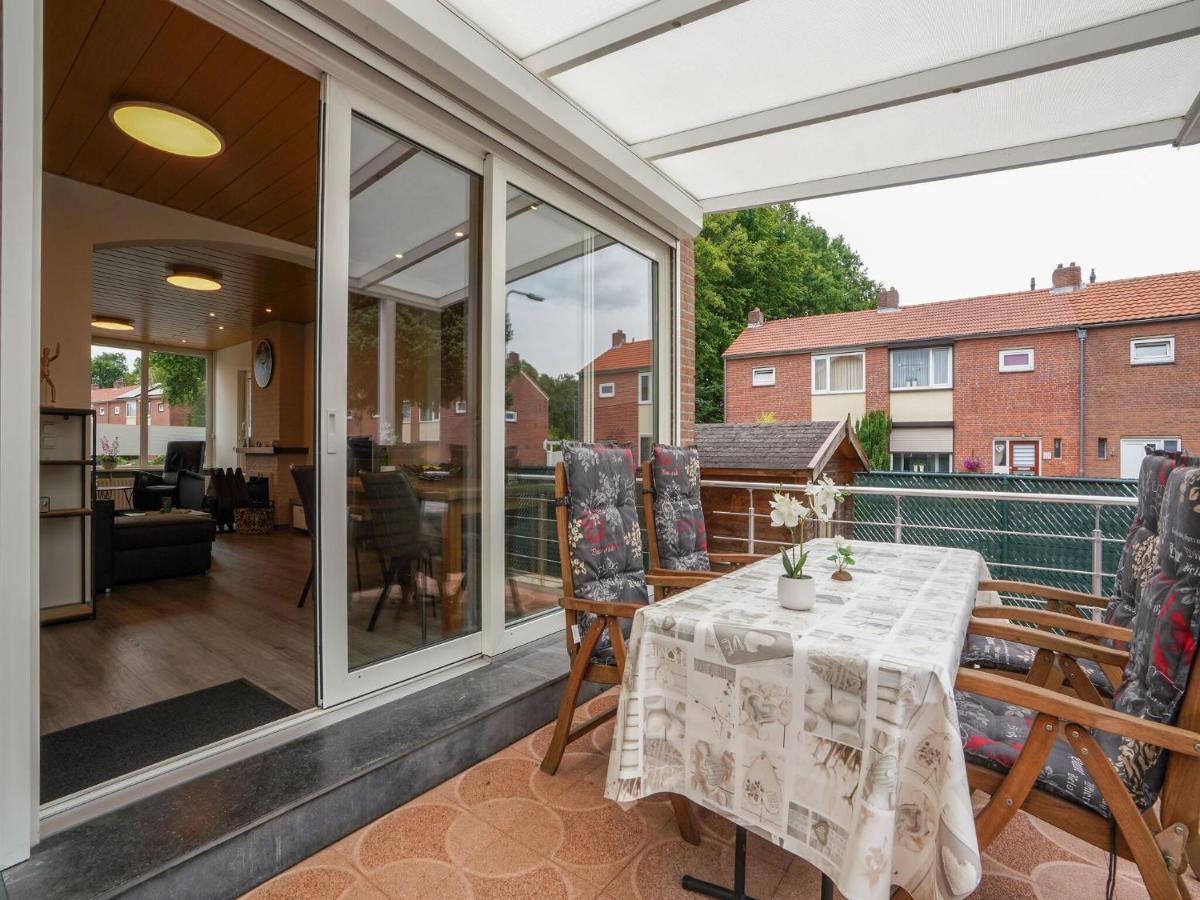 Terraced House In Kerkrade With A Garden Villa Kültér fotó